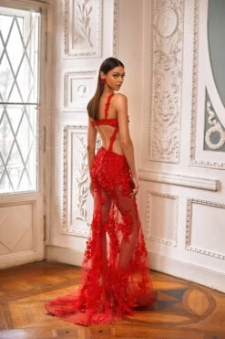 Fiorenza - Red -Alamour The Label Shop 106 b411ded7 28ef 4583 8d8e 90164c44d55b