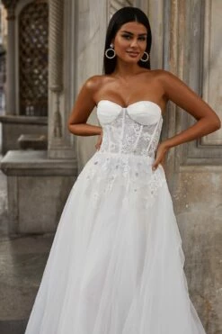 Meliha Gown -Alamour The Label Shop 117 394547cb b3aa 493f 9bc1 ad9b250ed101