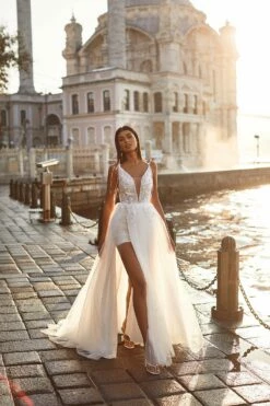Sanem Gown