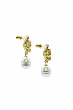 Marni Pink Flower Pearl Stud -Alamour The Label Shop 15 3f51a5ed 8b66 4a95 a59e b01d13a3046b