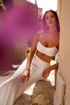 Tirana - White -Alamour The Label Shop 17 4a891c27 49ce 40ef 83dc 84a9b9c10f23