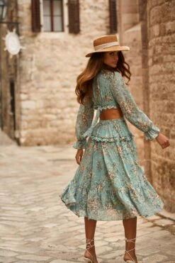 Front Page -Alamour The Label Shop 20 5fa00d19 ce95 42ea ab1c 15b4006bbff9