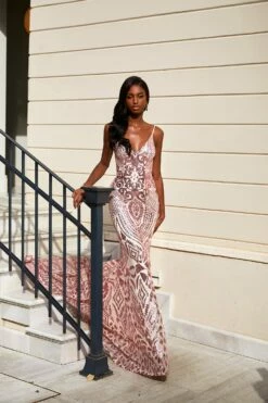 Mariana - Pink -Alamour The Label Shop 35 8af60765 992c 4ce7 8fbe 94295b52a06f