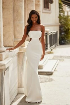 Arwen - White -Alamour The Label Shop 40 912f6001 3fec 4ad5 a46b 94085cbad1f9