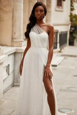 Leslie Gown -Alamour The Label Shop 42 dedd2494 2e71 4010 b4e8 c7a1f7fc4c36