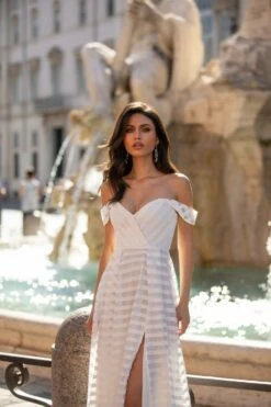 Sandy - White -Alamour The Label Shop 48 882518f2 dfe6 41ce ad79 4f44dd4fbb65