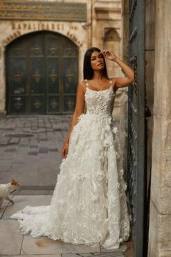 Esen Gown -Alamour The Label Shop 49 efeb6546 6ecf 4e2e 97be 7aa9dff52c37