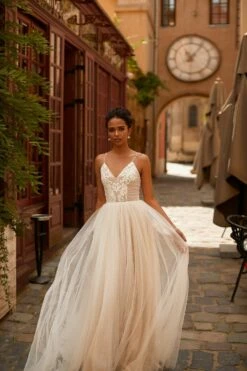 Carys Gown -Alamour The Label Shop 64 e1e37965 2585 4bf7 ac50 456811ef2937