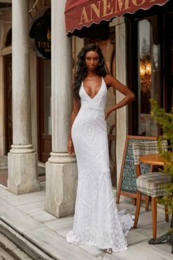 Kalila - White -Alamour The Label Shop 70 bd81d89f 8669 4f53 9159 1850a0f4d104