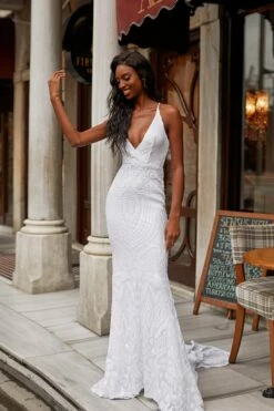 Kalila - White -Alamour The Label Shop 72 0fac5566 3e65 4dbd 9143 677e0121c91d