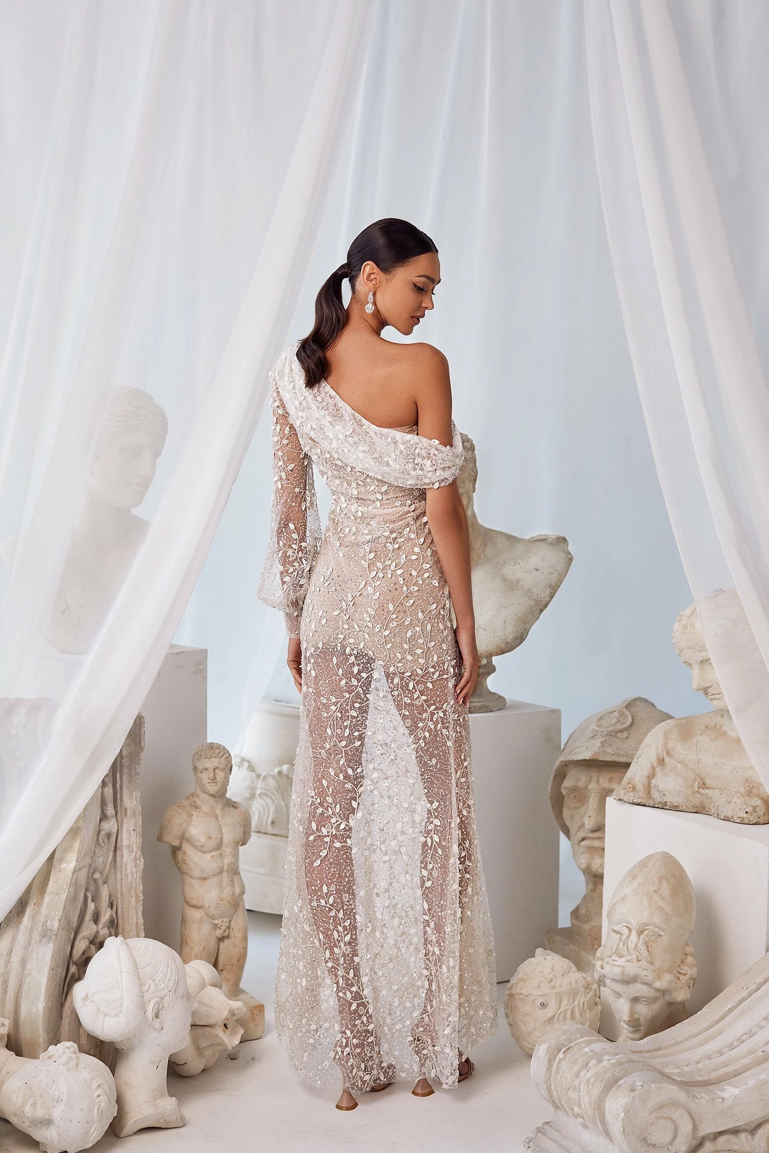 Emma - White 4 Emma - White - Image 2