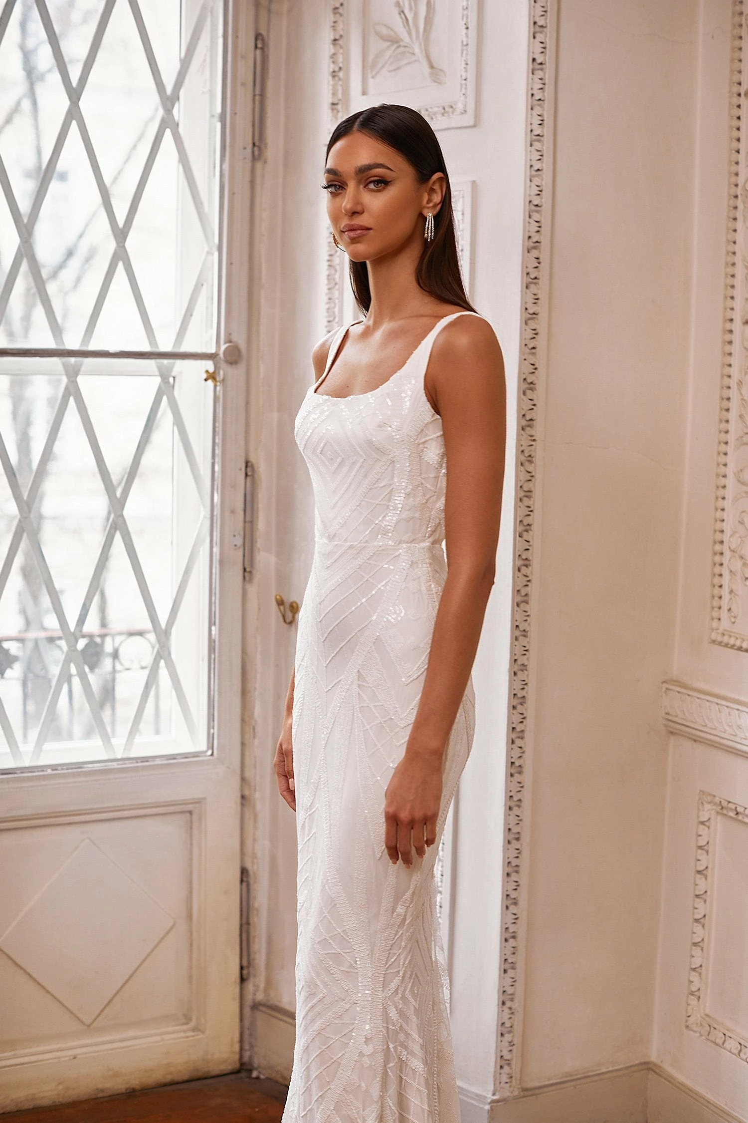 Larisa - White 6 Larisa - White - Image 4